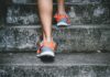 건강 챙기는 ‘마음 운동법’… 일상에서 실천하는 멘탈 웰니스 트렌드 확산 person wearing orange and gray Nike shoes walking on gray concrete stairs